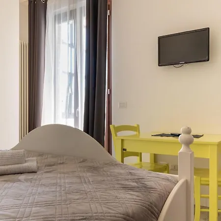 Bric & Brac 3* גרוטמארה