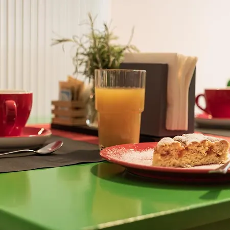 לינה וארוחת בוקר Bric & Brac